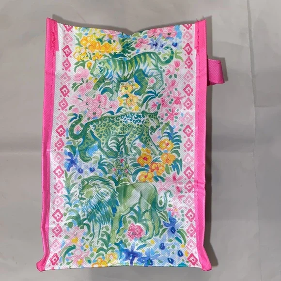 Lilly Pulitzer Pink Gift Bag Tote Floral Garden Leopard Plastic Reusable 11 x 9 - Picture 6 of 7